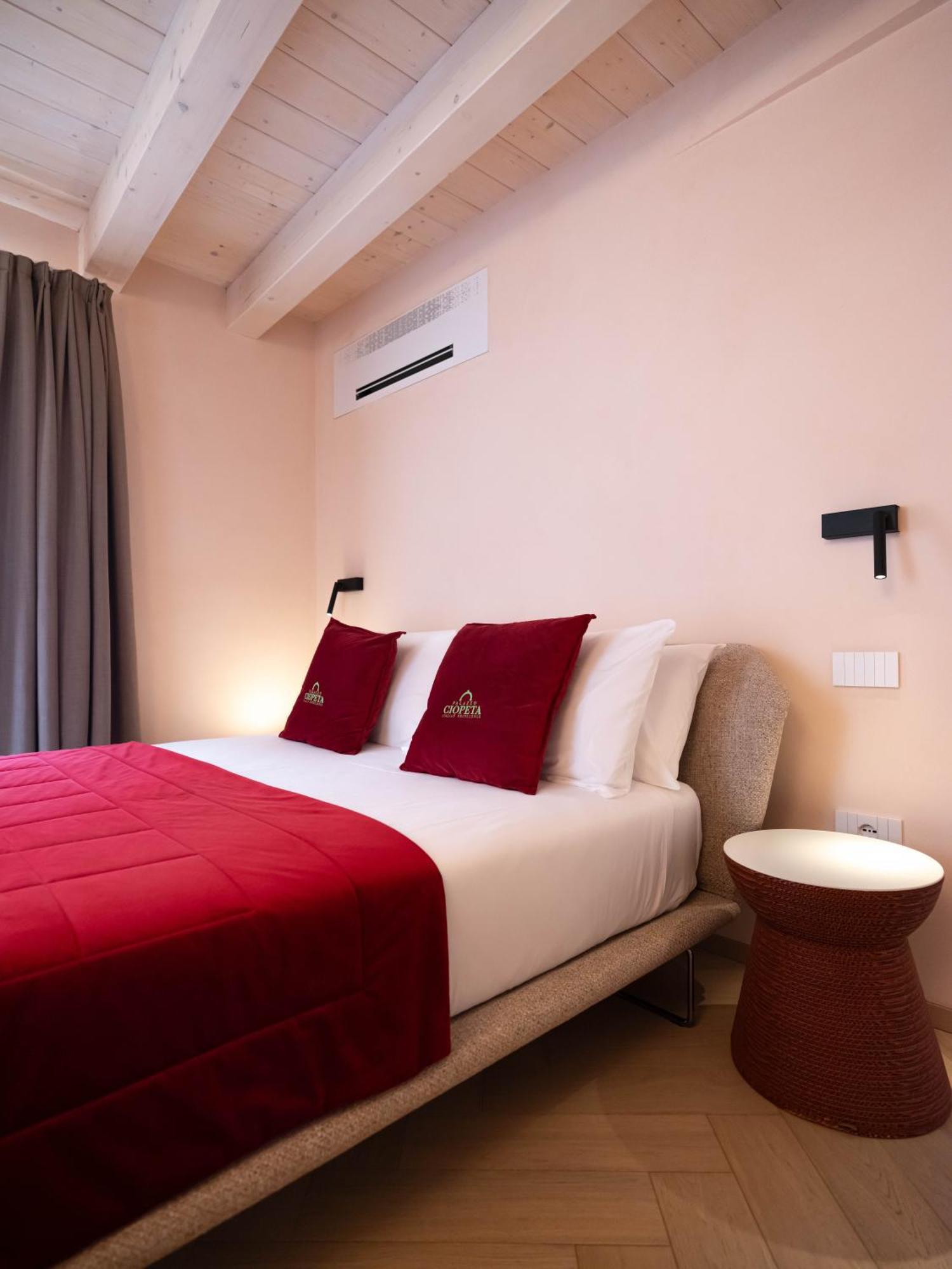 Palazzo Ciopeta - Italian Excellence Apartment Verona Room photo
